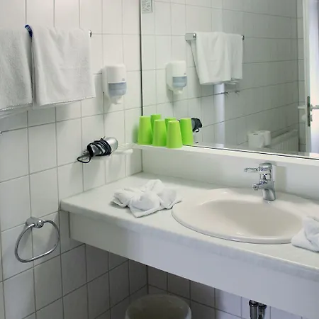 ホテル Alpenhotel Widderstein