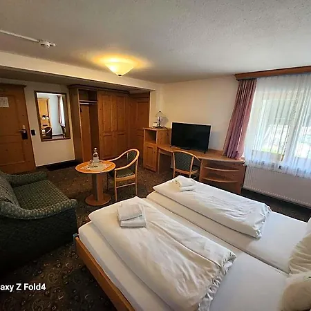 Alpenhotel Widderstein מיטלברג
