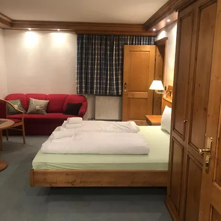 韦德斯坦因艾尔彭酒店